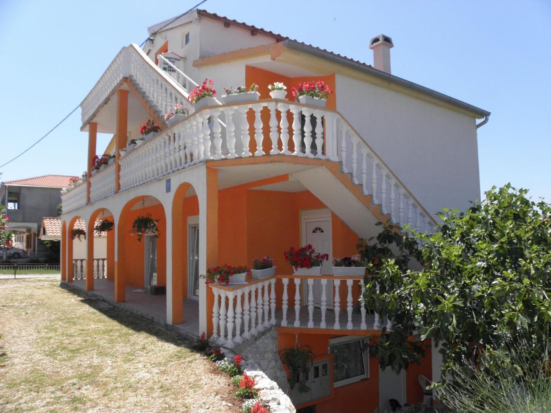 Apartments Zvone - 100 M From Sea Bibinje Exteriér fotografie